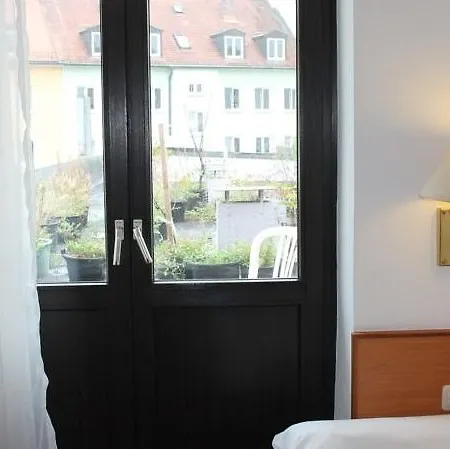 Hotel Montree