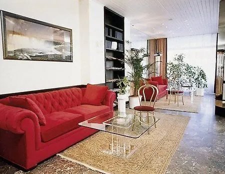 Montree Hotel