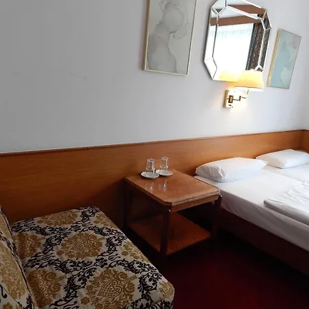 Montree Hotel München