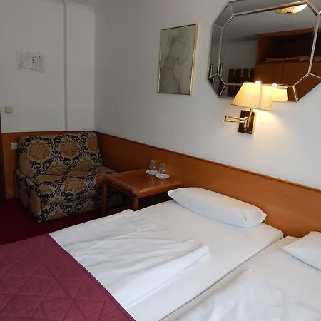Hotel Montree